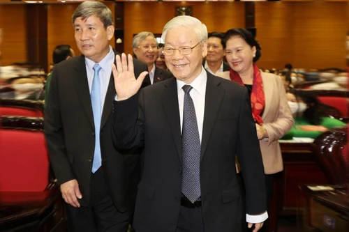 Xem xét xử lý kỷ luật thấu tình, đạt lý theo tinh thần xử lý một vài người để cứu muôn người, rất nhân văn! 