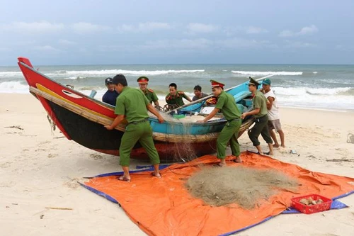 Chủ động ứng phó với diễn biến của áp thấp nhiệt đới trên Biển Đông