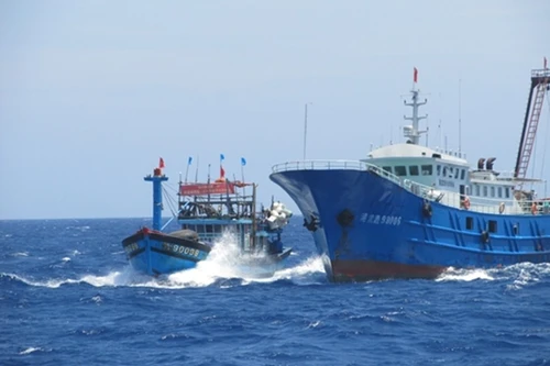 Chung tay “dệt sợi dây” pháp lý, “trói” tham vọng chủ quyền phi pháp trên Biển Đông