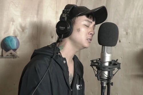 Ca sĩ Hoài Lâm gây tiếc nuối vì hát hụt hơi trong MV mới 