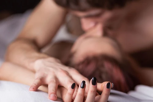 Dấu hiệu cho thấy nàng rất giỏi "chuyện ấy"