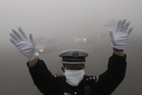 Bắc Kinh đón hội nghị thượng đỉnh APEC trong “sương khói”