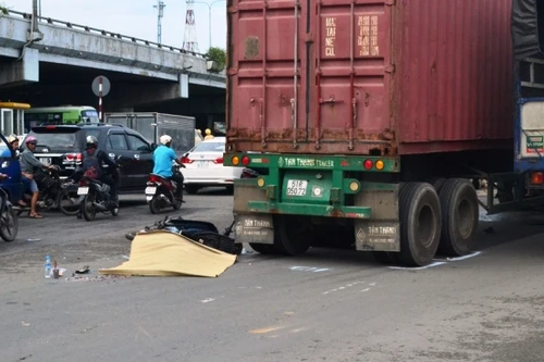 Nhiều vụ tai nạn chết người tại "điểm đen" ở cửa ngõ TP.HCM