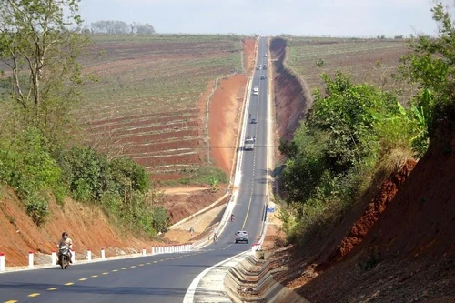 Đề xuất xây dựng hơn 80km đường Hồ Chí Minh nối thông Bình Phước và Long An