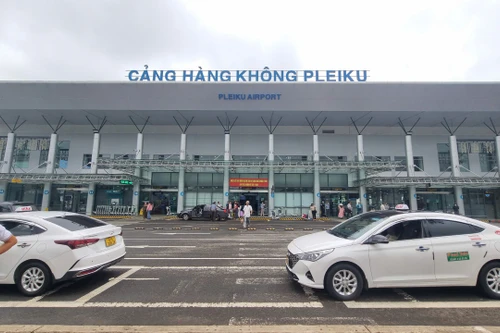 Gia Lai muốn sớm nâng cấp sân bay Pleiku, Bộ Xây dựng khuyến nghị tìm nhà đầu tư