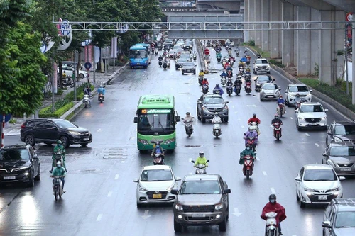 Hà Nội sẽ nghiên cứu tổ chức 14 làn ưu tiên cho xe buýt trên tuyến giao thông trọng điểm