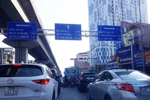 Lưu ý: Thí điểm tổ chức lại giao thông nút Lê Trọng Tấn- Quang Trung- Văn Khê