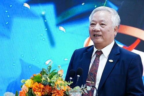 Ông Đào Ngọc Thanh rời ghế Chủ tịch HĐQT Vinaconex do tuổi cao