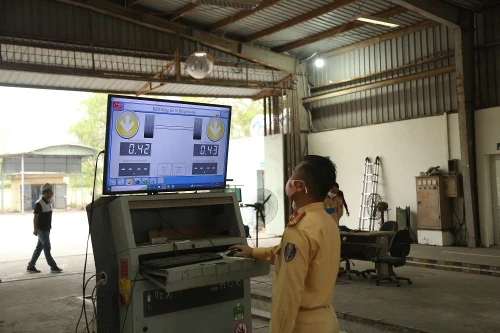 Bộ Giao thông kiến nghị “mượn” trung tâm đăng kiểm và nhân lực của Bộ Quốc phòng 