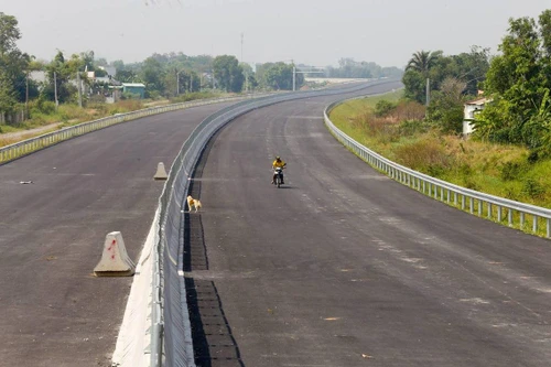 Cao tốc Bến Lức- Long Thành sẽ hoàn thiện vào quý III-2025