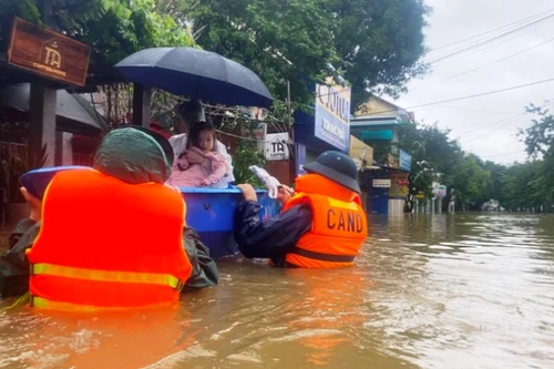 Mưa lớn ở miền Trung có thể lên đến 600mm, đề phòng tái ngập lụt