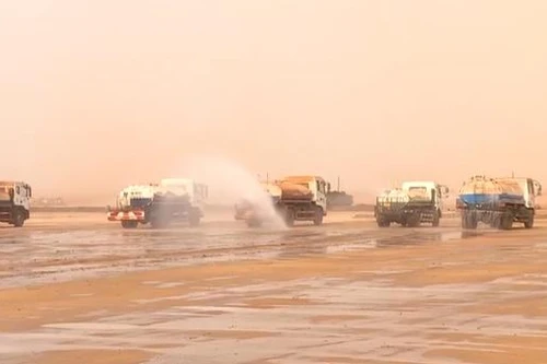 50 xe bồn tưới nước hàng ngày, bụi từ dự án sân bay quốc tế Long Thành vẫn tràn vào khu dân cư