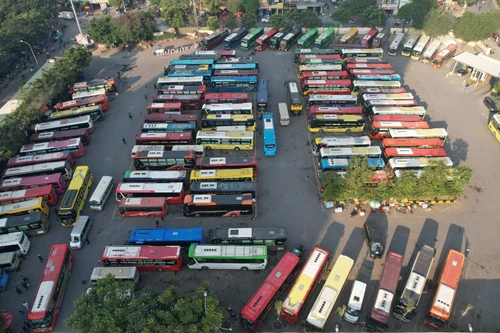 Nghỉ lễ 30-4: Dự báo khách đi lại tăng vọt, Hà Nội tăng cường hơn 700 xe đến các điểm “nóng”