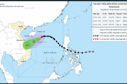 Bão số 12 đang suy yếu, miền Trung mưa đặc biệt lớn, báo động lũ cấp 3