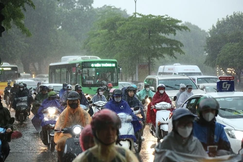 Bắc bộ tăng nhiệt vượt 38 độ C, chiều tối đề phòng giông nhiệt