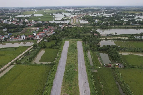 Hà Nội: Nhiều dự án giao thông “lụt” tiến độ sẽ được tháo gỡ trong năm 2025