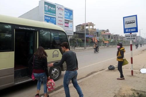 Hà Nội cắm biển 41 điểm đón, trả khách cho xe khách tuyến cố định