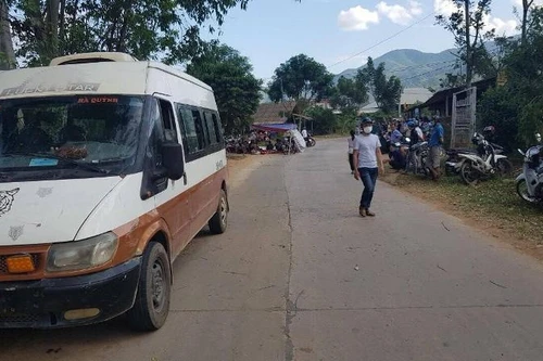 Vụ xe chở học sinh bung cửa làm 1 người tử vong ở Sơn La: Bộ Giao thông chỉ đạo khẩn