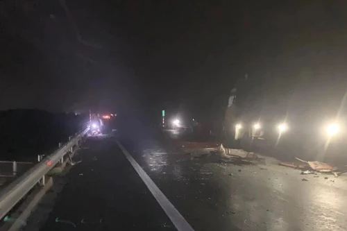 Hé lộ nguyên nhân ban đầu vụ tai nạn trên cao tốc Cam Lộ- La Sơn làm 2 người tử vong