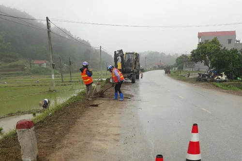 Bảy Sở Giao thông chậm tiêu tiền bảo trì các tuyến quốc lộ bị phê bình