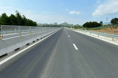 Chủ đầu tư phải chịu trách nhiệm về sự chậm trễ dự án cao tốc Nghi Sơn- Diễn Châu