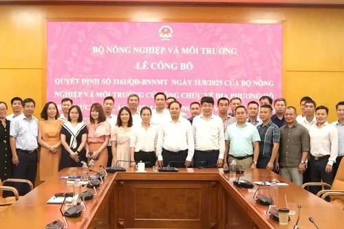 Bộ Nông nghiệp cử 34 cán bộ về địa phương hỗ trợ trong thời gian 3 tháng
