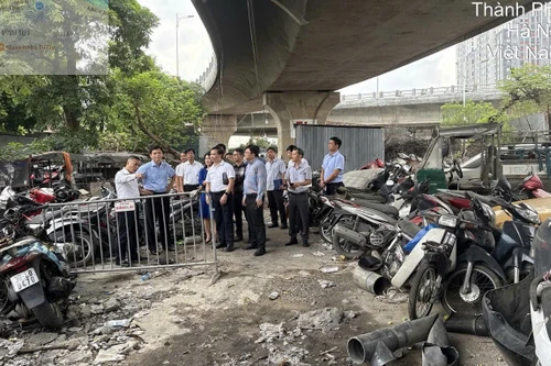 Cháy bãi xe gầm cầu Vĩnh Tuy: Bê tông đã bị suy giảm, trước mắt vẫn cấm xe như hiện nay