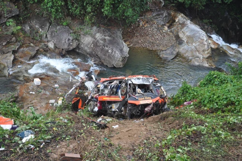 Xe khách rơi xuống vực đường La Sơn- Túy Loan đã tắt giám sát hành trình 2 ngày