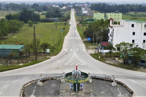 Xem xét thay thế nhà thầu yếu kém tại dự án nâng cấp quốc lộ 8C