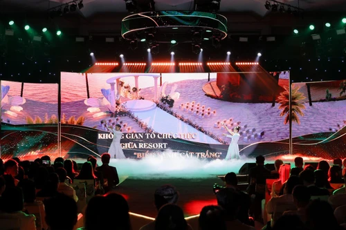 Ấn tượng với lễ ra quân “Từ giai điệu tới kiệt tác” của dự án bất động sản hàng hiệu Noble Crystal Tay Ho