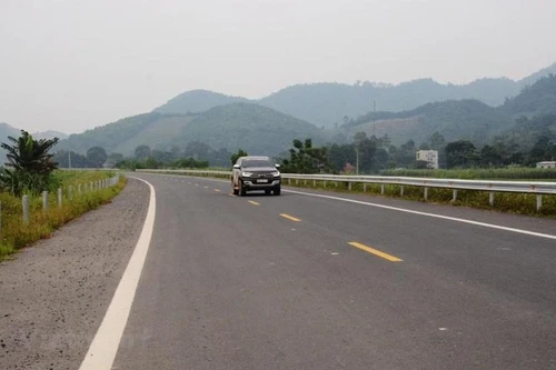 Cần làm rõ cơ cấu nguồn vốn Nhà nước tham gia dự án đường Hòa Lạc- Hòa Bình