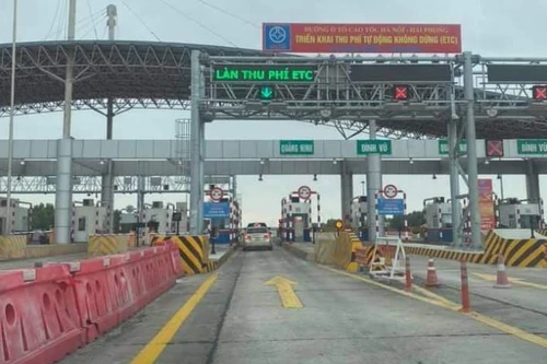 Tài khoản thu phí không dừng trục trặc: Sẽ có chế tài xử lý đơn vị cung cấp dịch vụ