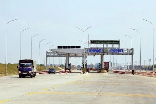 Không sửa kịp thời quốc lộ 32, sẽ dừng thu phí với Công ty BOT Hùng Thắng