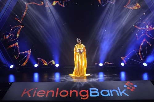 Mãn nhãn với chương trình biểu diễn nghệ thuật tại sự kiện kỷ niệm 26 năm KienlongBank