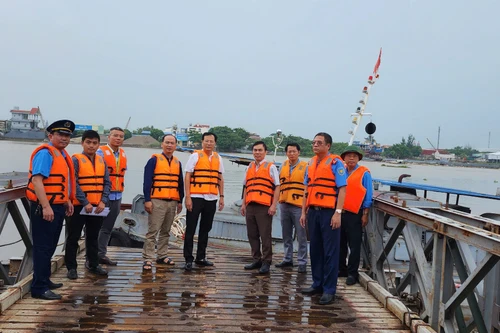 Cần khoảng 4 tỷ đồng để khắc phục sự cố đứt cầu phao Ninh Cường