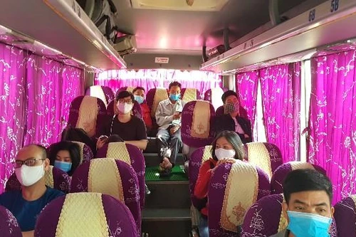 Đi tàu xe, máy bay dịp Tết gặp nhồi nhét, bắt chẹt, nhắn tin ngay đến các số điện thoại này