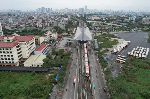 Tàu metro Nhổn- Ga Hà Nội chạy thử hết tháng 4, chở khách từ tháng 7-2024 