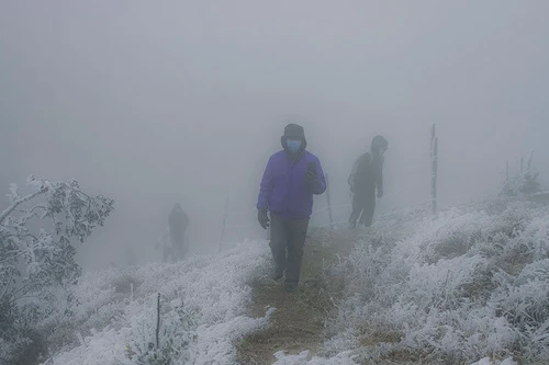 Hà Nội có nơi xuống 7,3 độ C, Bắc bộ nhiều khu vực rét cóng