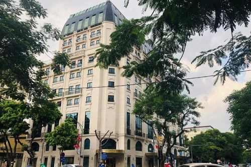 Hà Nội: Cho phép quận Hoàn Kiếm cho thuê vỉa hè để kinh doanh với giá 45.000 đồng/m2