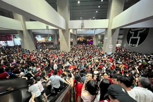 Hai tuyến tàu điện vận chuyển gần 1,8 triệu lượt khách trong dịp Quốc khánh