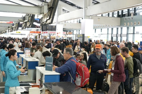 Hàng không bội thu cao điểm Tết Ất Tỵ với 2,5 triệu lượt khách