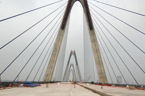 Hà Nội: Chính thức hợp long cầu Nhật Tân