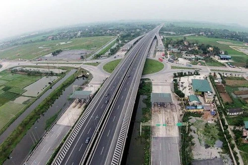 Điều chuyển khối lượng các nhà thầu chậm tiến độ tại dự án cao tốc Cần Thơ- Cà Mau