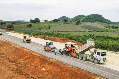 Vừa bị cảnh cáo vì chậm trễ, Tập đoàn Thành Huy lại xin chỉ định thầu thi công cao tốc Bắc - Nam
