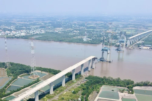 Chấm dứt hợp đồng một loạt nhà thầu thi công dự án cao tốc Bến Lức- Long Thành