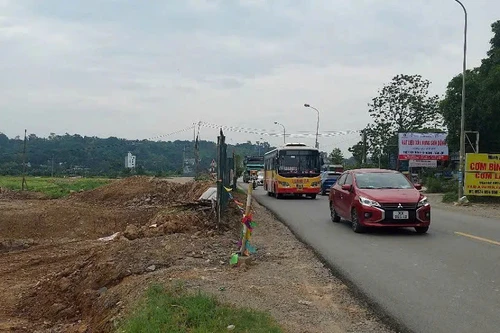 Hàng trăm dự án hạ tầng giao thông tại các quận, huyện sẽ được chuyển tiếp ra sao?