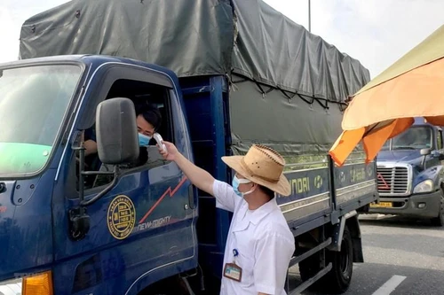 Nhiều địa phương vẫn gây khó vận tải hàng hóa dù đã “năm lần bảy lượt” được chỉ đạo