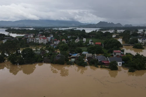 Lượng mưa trong tháng 7 tại nhiều địa phương phá vỡ kỷ lục 30 năm qua