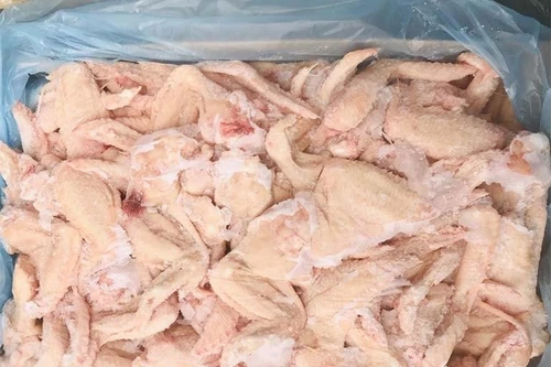 EU cảnh báo thu hồi thịt gà đông lạnh, thực phẩm bổ sung nhiễm khuẩn tiêu thụ tại Việt Nam