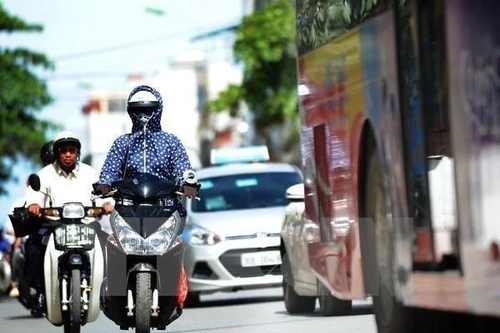 Nắng nóng gay gắt 40 độ C ở Bắc bộ kéo dài đến bao giờ?